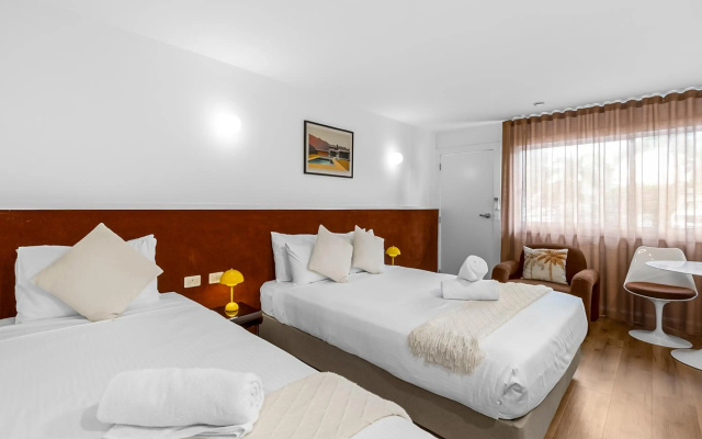Top Spot Motel – Guest Rooms – Maroochydore