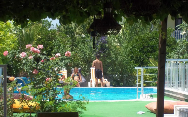 Nilay Apart Hotel