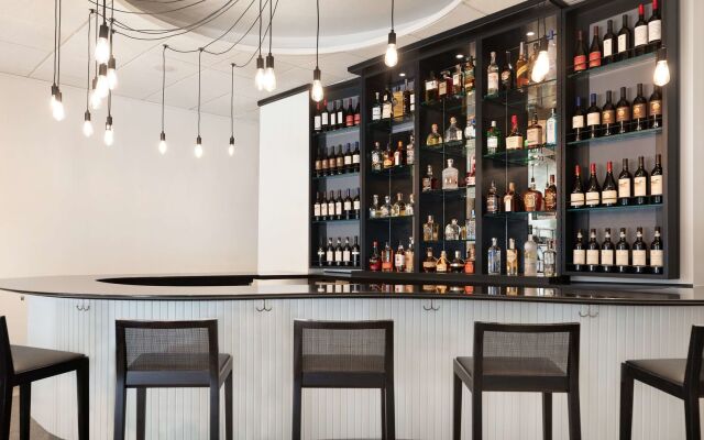 Pennyweight Hotel Boston, Curio Collection by Hilton