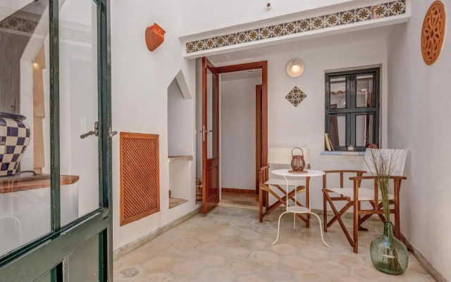 Sweet Family House