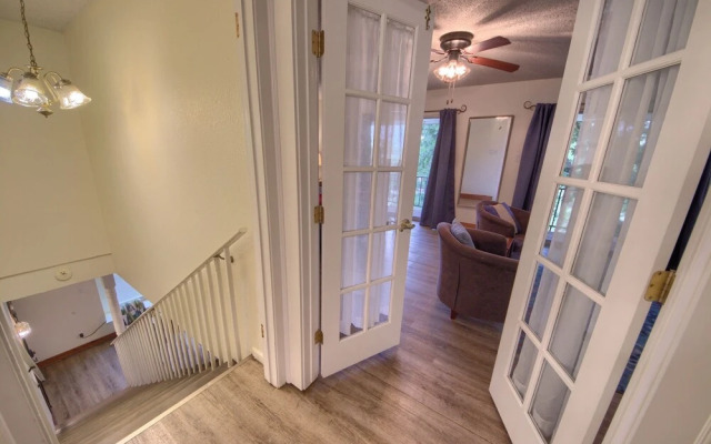 Texas River Haus LD1683