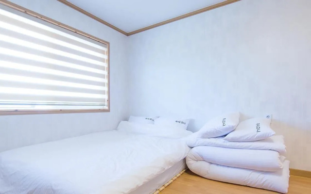 Yeosu Casagoni Pension