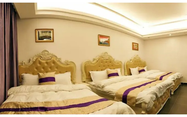 Moon River Villa No 12