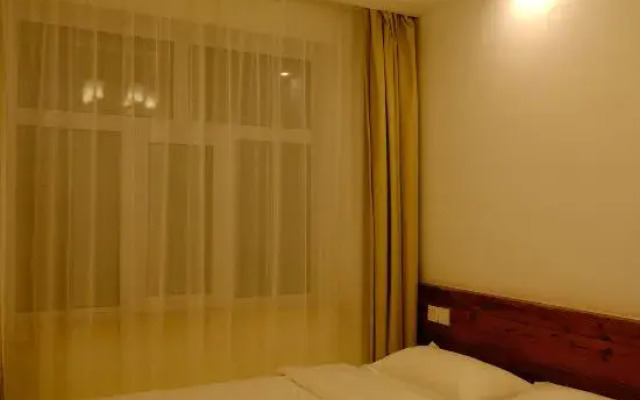 Nomadic Heart B&B (Hulunbuir Erguna Heishantou Town Branch)