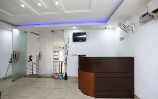 Mahak Residency By OYO Rooms