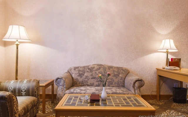 Crowne Plaza Shanghai Nanjing Road by IHG