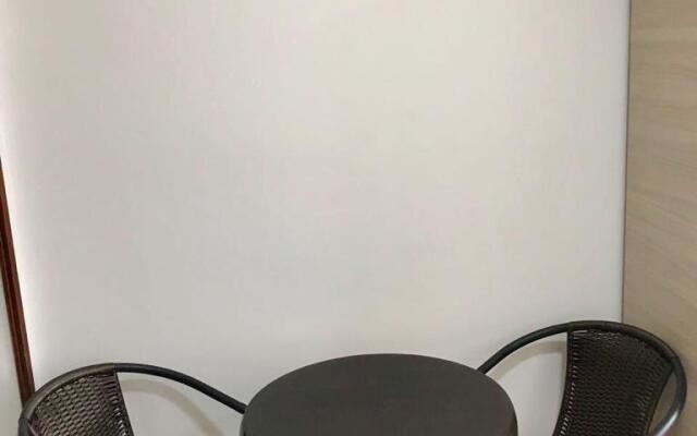 Apto con Balcón y Vista al Mar