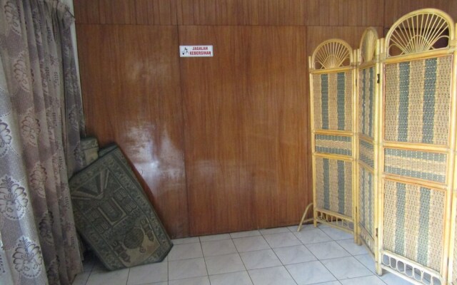 Hotel Bakti