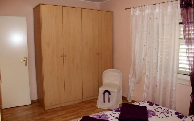 Apartment Madlena