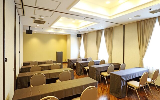 Osaka Tokyu Rei Hotel