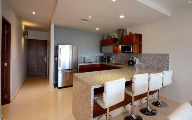 Luxury Condo Boutique