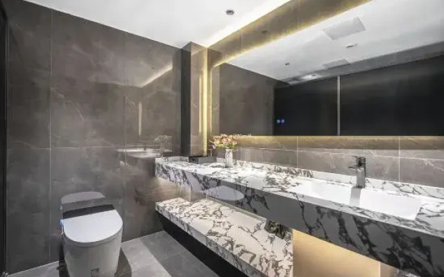 Qiduo Hotel