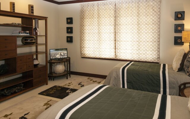 Wai'ula'ula A202 by RedAwning