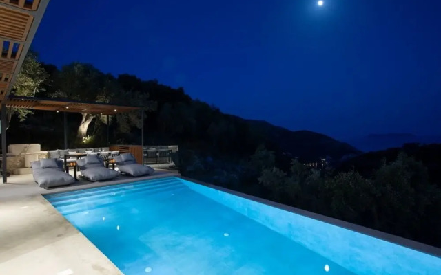 Brand new High-end Faos Villas one