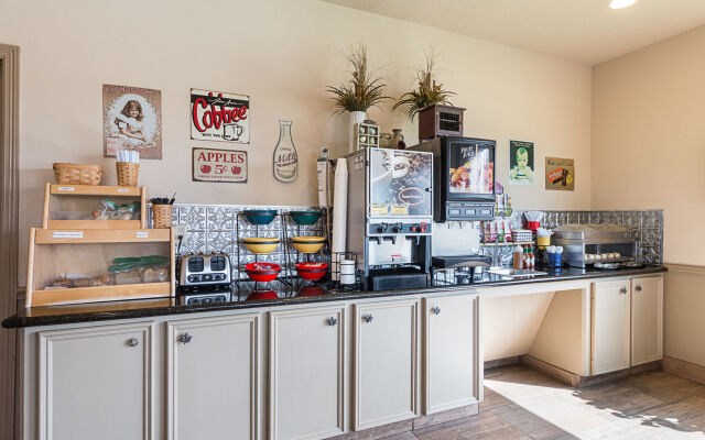 Lone Star Inn & Suites