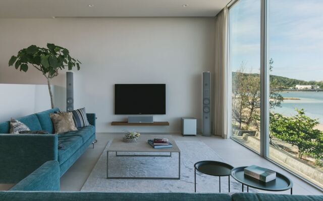 Beach House Purau