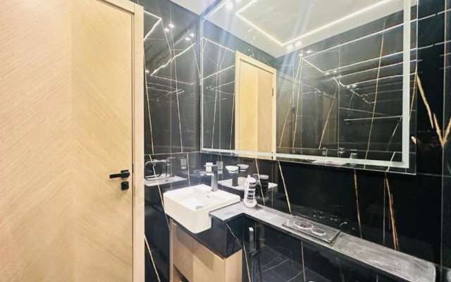 OYO 1287 Home Fully Furnished 1Bed At JVC