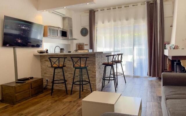 Apartement Maenat