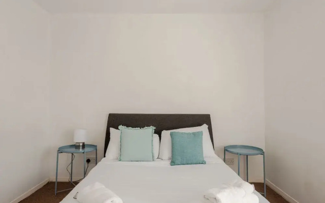 Fantastic 2 bed With Garden, Greenwich