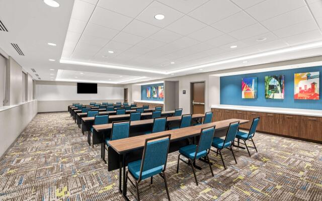 Hampton Inn & Suites Portland Tigard