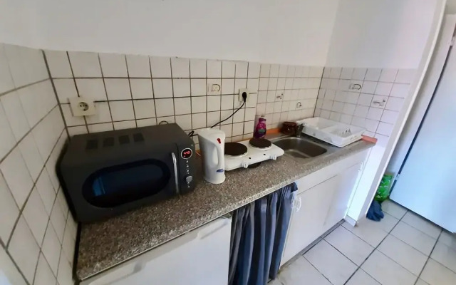 Apartment With Balcony Near Dusseldorf