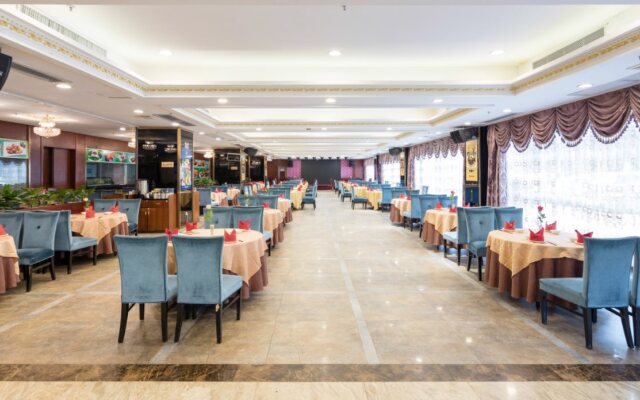Baoyue Hotel