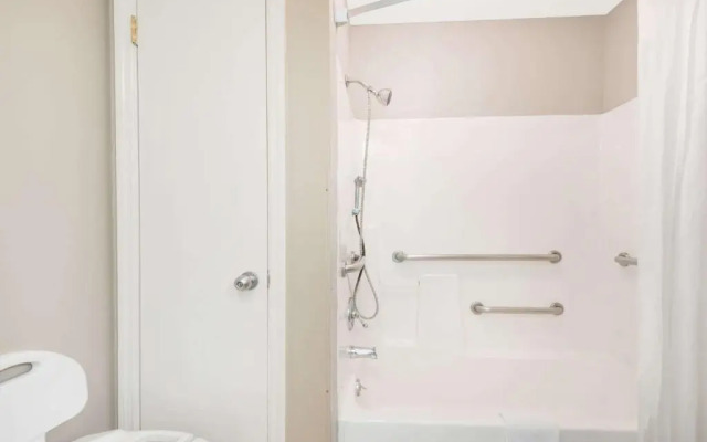 Super 8 Chattanooga Ooltewah