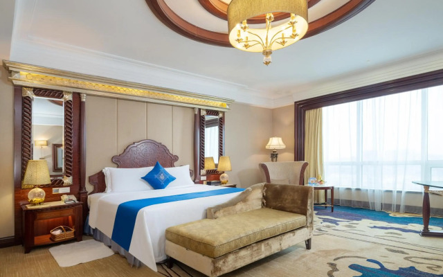 Regal Palace Hotel