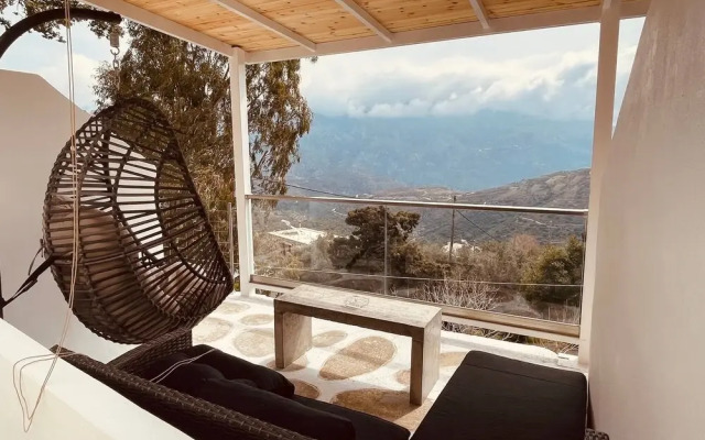 Travellers And Hikers Delight 2, Next To Sougia