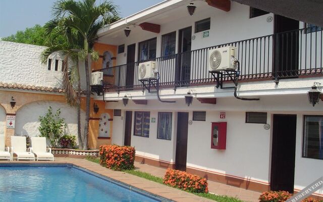 Hotel & Suites Coral