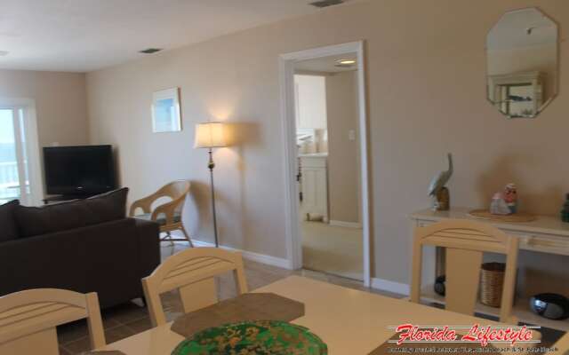 Sea Breeze 303 Apartment