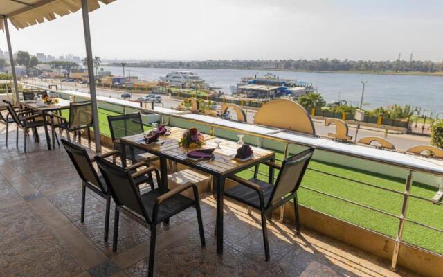 Loaloa Nile Maadi Hotel