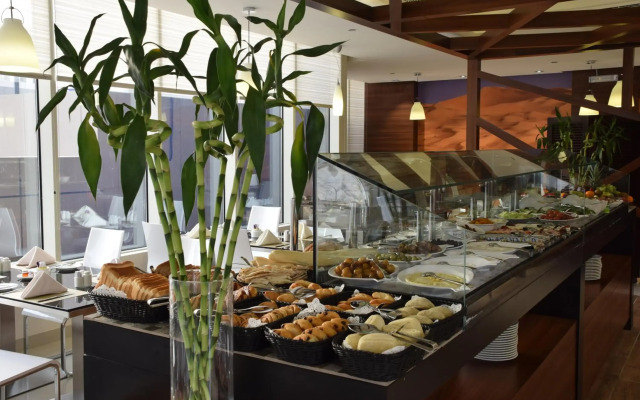 Novotel Suites Riyadh Center