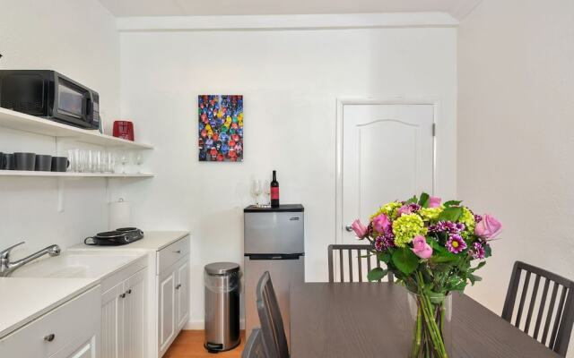 Gorgeous 2br with Garden and BBQ :)