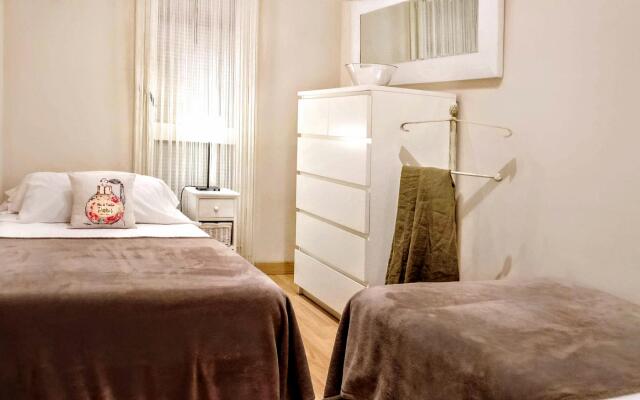 Charming 3BR & sunny Terrace in Eixample - Noname