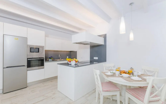 Es Reco in Costitx With 2 Bedrooms and 2 Bathrooms