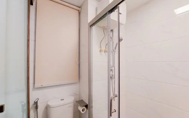 Comfortable 2BR at Sky House BSD Apartment