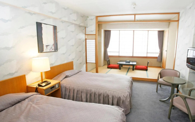 Hotel Ravie Kawaryo