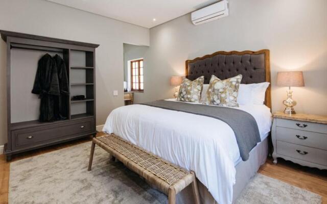 Simonzicht Guest House
