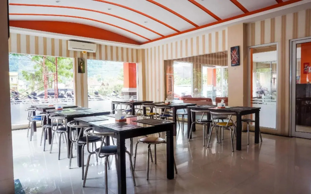 Hotel Triza By OYO Rooms