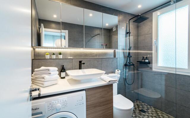 LJ- Modern flat with spectacular views in mountain