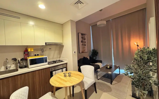 Damac Reva Residences 808