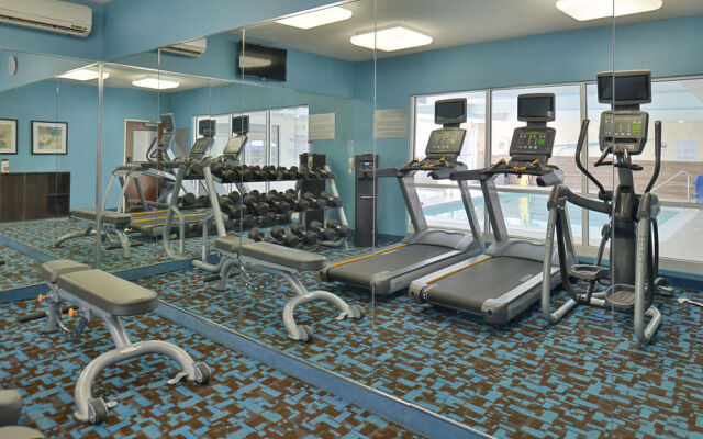 Fairfield Inn & Suites Louisville North