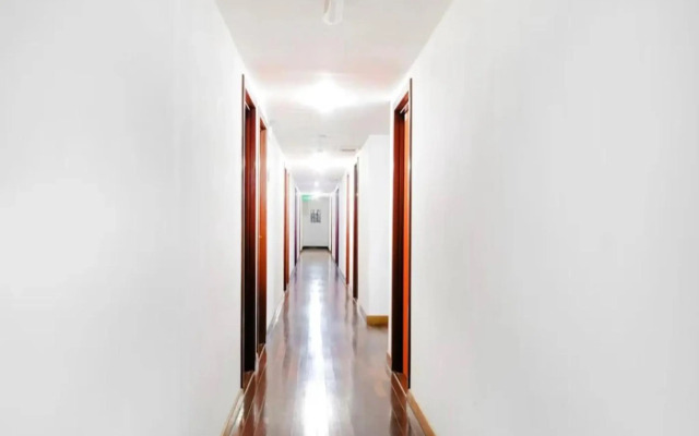 OYO 546 Grand City Hotel
