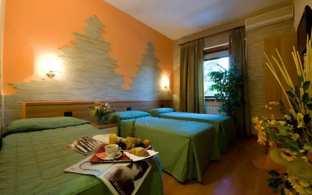 Hotel Ristorante Tre Leoni