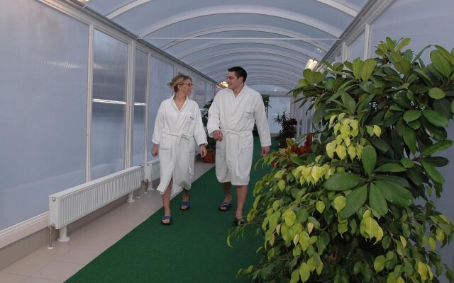Hunguest Hotel Repce