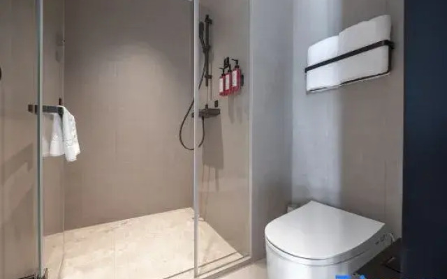Xuzhou Suning Plaza Zhongshan South Road Light Residence Hotel