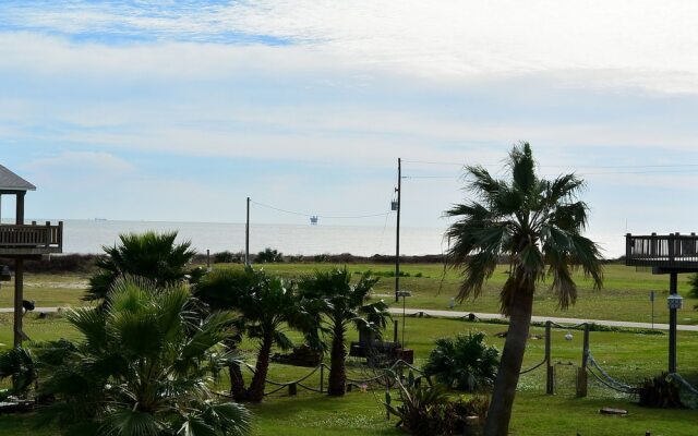 Villa Verdie by RedAwning