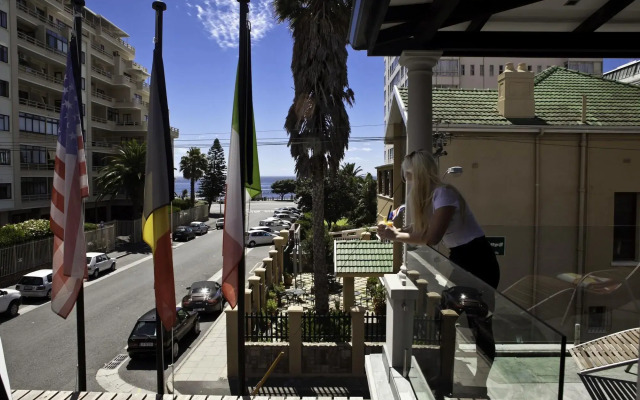 Hotel on the Promenade
