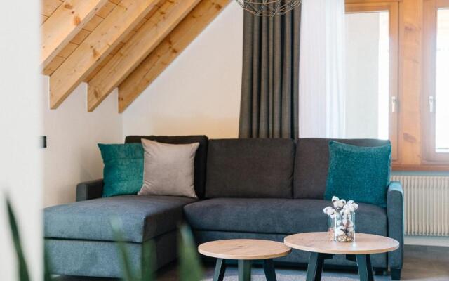 Moderne 3 Zi.-FeWo BlackForestArt Nähe Freiburg